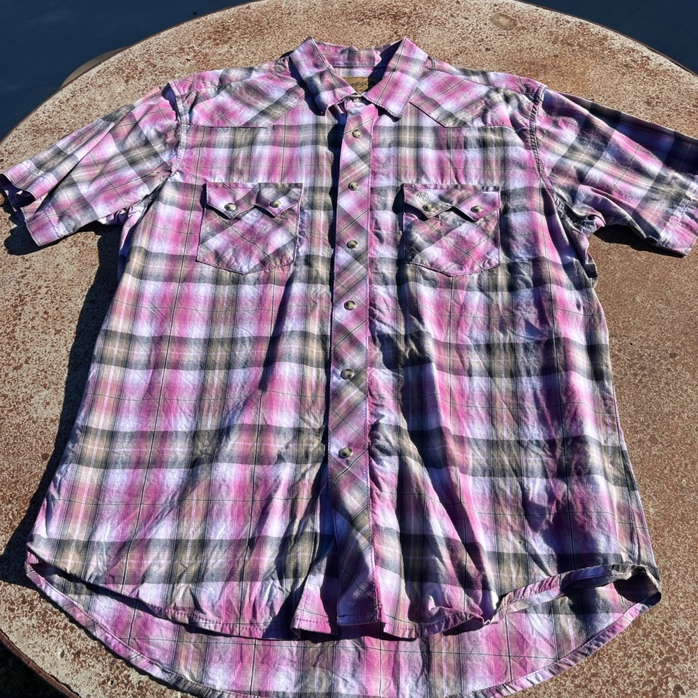 Wrangler Men's Pink and Gray Plaid Button Down Shirt